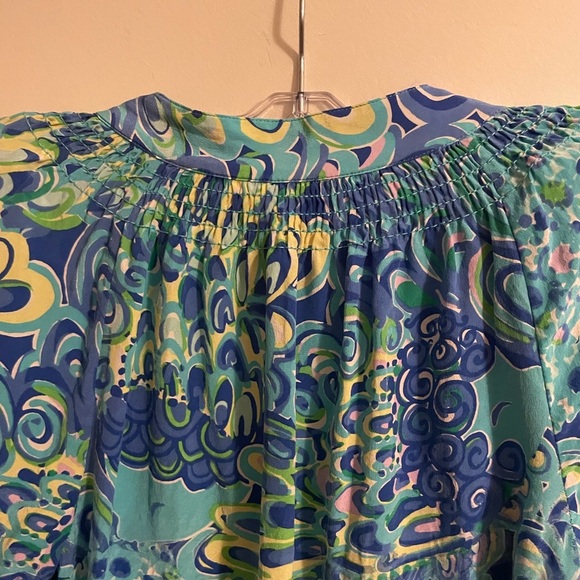 Lilly Pulitzer Lilly’s Lagoon Print Elsa Silk Sea Blue Top Blouse Size Small - Picture 12 of 13